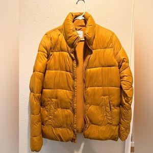 Old Navy Women's Mustard Color Puffer Jacket size M